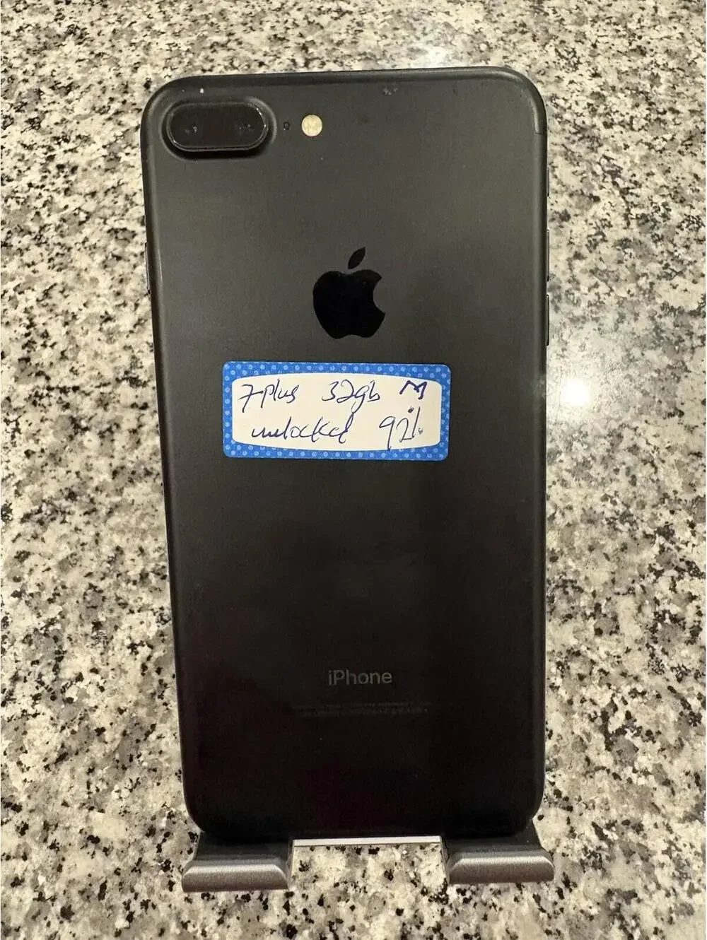 Apple iPhone 7 Plus - 32 GB - Black(Unlocked) Battery Health 92% M
